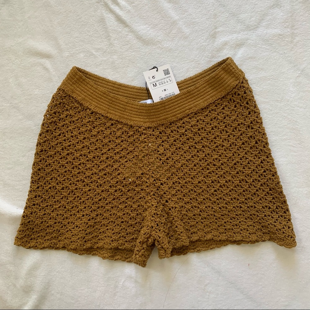 NWT Zara brown crochet shorts